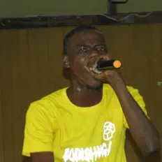 Escucha a Bamila, mira videos musicales, lee su biografía, consulta las fechas de las gira y más.