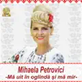 Ma uit in oglinda si ma mir