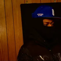 Sim Simma을(를) 듣고, 뮤직 비디오를 보고, 약력을 읽고, 투어 일정 등을 확인하세요!