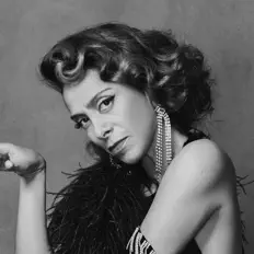 Posłuchaj wykonawcy Karen Ruimy, obejrzyj teledyski, przeczytaj biografię, zobacz daty tras koncertowych i nie tylko!