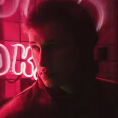 Bogdanow सुनें, म्यूज़िक वीडियो देखें, बायो पढ़ें, दौरे की तारीखें और बहुत कुछ देखें!