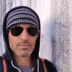 收听 Mark London、观看音乐视频、阅读小传、查看巡演日期等 ！