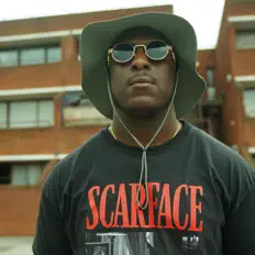 Poslechněte si interpreta Gxnxsis, sledujte hudební videa, přečtěte si životopis, podívejte se na data turné a další informace.