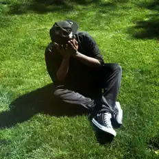 Écoutez Siri Safari, regardez des vidéoclips, lisez la biographie, consultez les dates de tournée et plus encore !