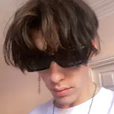 Écoutez Jakku, regardez des vidéoclips, lisez la biographie, consultez les dates de tournée et plus encore !