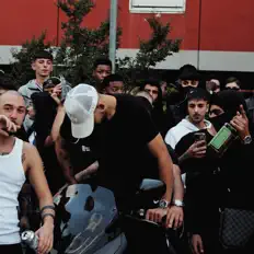 收听 Tob、观看音乐视频、阅读小传、查看巡演日期等 ！