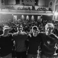 Dengarkan Friend of the Three, tonton video musik, baca bio, lihat tanggal tur & lainnya!