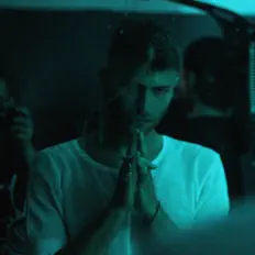 Posłuchaj wykonawcy Frank Moody, obejrzyj teledyski, przeczytaj biografię, zobacz daty tras koncertowych i nie tylko!