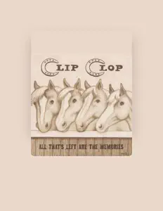 Clip Clop सुनें, म्यूज़िक वीडियो देखें, बायो पढ़ें, दौरे की तारीखें और बहुत कुछ देखें!