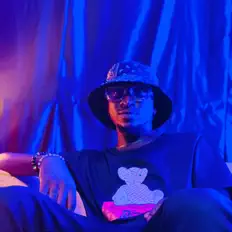 Ascolta Tiphe, guarda video musicali, leggi la biografia, vedi le date del tour & altro!