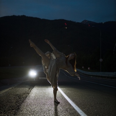 Dancing In the Dark - Single