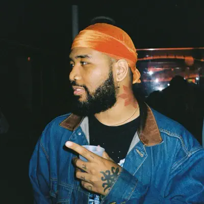 Listen to Shai Nowell, watch music videos, read bio, see tour dates & more!
