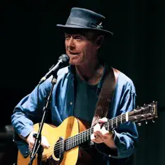 收听 KK、观看音乐视频、阅读小传、查看巡演日期等 ！