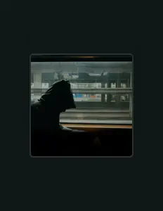 Écoutez OUMAÏ, regardez des vidéoclips, lisez la biographie, consultez les dates de tournée et plus encore !