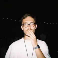 收听 Fitzzgerald、观看音乐视频、阅读小传、查看巡演日期等 ！