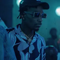 收听 Taeefye、观看音乐视频、阅读小传、查看巡演日期等 ！