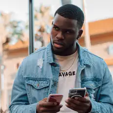 Poslechněte si interpreta Money Gang on the Track, sledujte hudební videa, přečtěte si životopis, podívejte se na data turné a další informace.