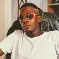 Escucha a Braulio Line, mira vídeos musicales, lee la biografía, consulta fechas de giras y mucho más.