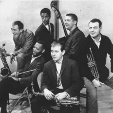 Poslechněte si interpreta Paul Winter Sextet, sledujte hudební videa, přečtěte si životopis, podívejte se na data turné a další informace.