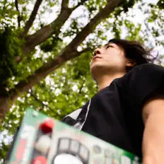 Yaboy सुनें, म्यूज़िक वीडियो देखें, बायो पढ़ें, दौरे की तारीखें और बहुत कुछ देखें!