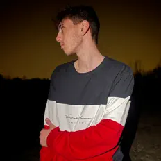 Yngkhaos을(를) 듣고, 뮤직 비디오를 보고, 약력을 읽고, 투어 일정 등을 확인하세요!