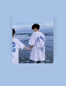 Listen to 诗哥, watch music videos, read bio, see tour dates & more!