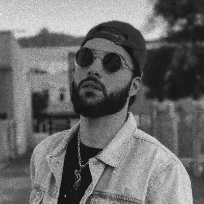 Listen to Nareg, watch music videos, read bio, see tour dates & more!