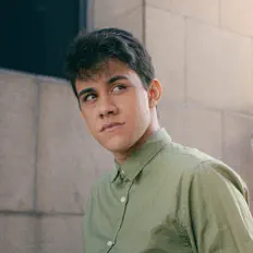 Listen to Gutierrez Castro, watch music videos, read bio, see tour dates & more!