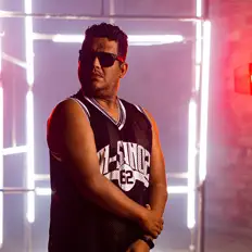 Listen to Kiko dee, watch music videos, read bio, see tour dates & more!