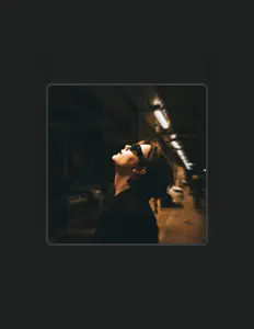 Poslechněte si interpreta Tenshago, sledujte hudební videa, přečtěte si životopis, podívejte se na data turné a další informace.