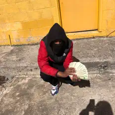 Big Zip सुनें, म्यूज़िक वीडियो देखें, बायो पढ़ें, दौरे की तारीखें और बहुत कुछ देखें!