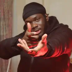 Listen to Domi Dusk, watch music videos, read bio, see tour dates & more!