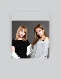 O.M.G을(를) 듣고, 뮤직 비디오를 보고, 약력을 읽고, 투어 일정 등을 확인하세요!