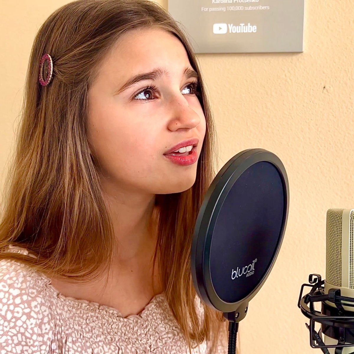 ‎Hello - Single - Album by Karolina Protsenko - Apple Music