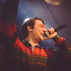 Ascolta Chris Cave, guarda video musicali, leggi la biografia, vedi le date del tour & altro!