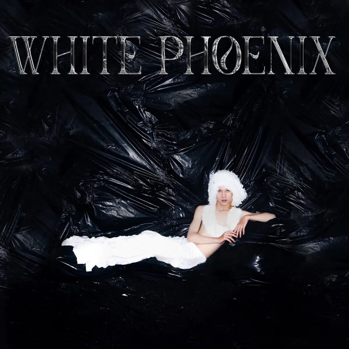 Quàng Quanh - WHITE PHOENIX (2023) [iTunes Plus AAC M4A]-新房子