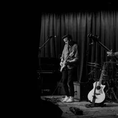 Posłuchaj wykonawcy Tyler Boone, obejrzyj teledyski, przeczytaj biografię, zobacz daty tras koncertowych i nie tylko!