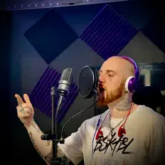 Poslechněte si interpreta Oz 1Hunnit, sledujte hudební videa, přečtěte si životopis, podívejte se na data turné a další informace.