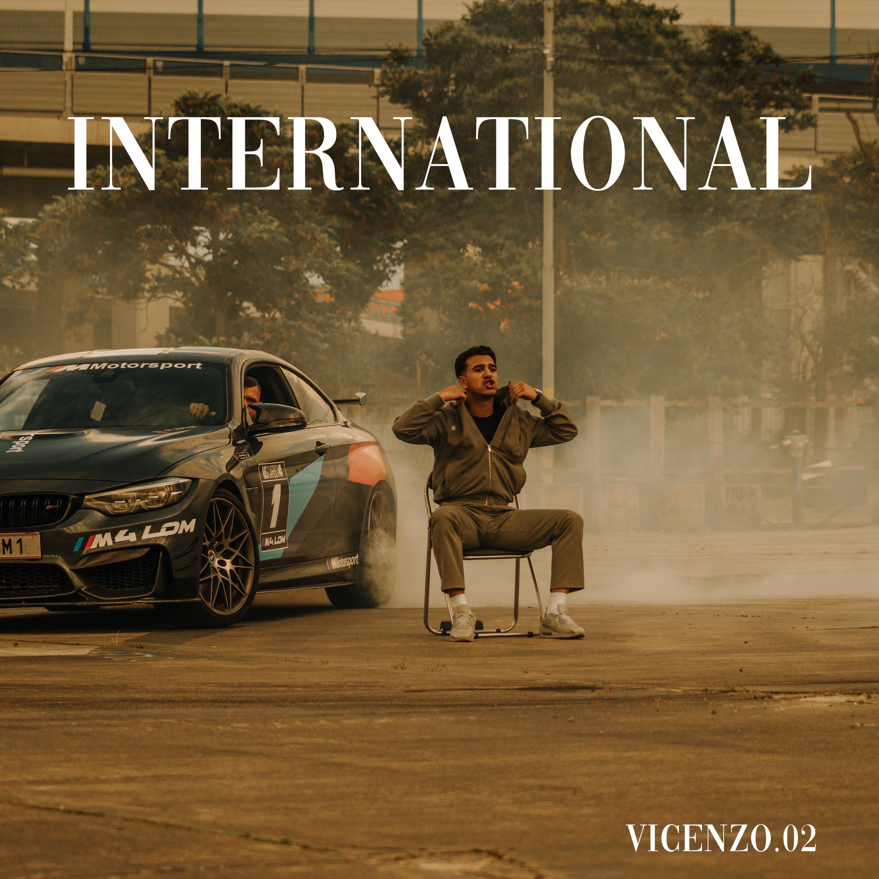 INTERNATIONAL - Single