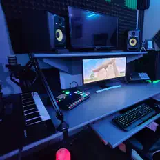 Ouça HiveMind, assista a videoclipes, leia a biografia, veja as datas das turnês e mais!