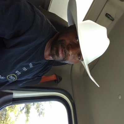 Pour Up (feat. Khujo Goodie, KG & DJ Pyper) - Single