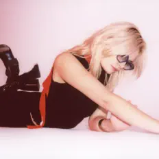 收听 Grace McKagan、观看音乐视频、阅读小传、查看巡演日期等 ！
