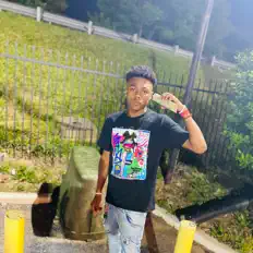 Dengarkan Boat, tonton video musik, baca bio, lihat tanggal tur & lainnya!