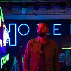 Ouça Nicolas Cantoro, assista a videoclipes, leia a biografia, veja as datas das turnês e mais!