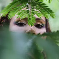 Escucha a Zeinfinito, mira vídeos musicales, lee la biografía, consulta fechas de giras y mucho más.