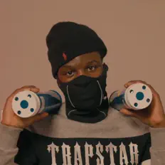 Hör dir Rose9 an, schau dir Musikvideos an, lies die Biografie, finde Tourdaten und mehr!