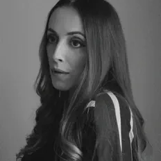 Candace Lecaを聴いたり、ミュージックビデオを鑑賞したり、経歴やツアー日程などを確認したりしましょう！