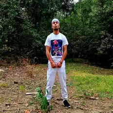 !RTZ¿を聴いたり、ミュージックビデオを鑑賞したり、経歴やツアー日程などを確認したりしましょう！