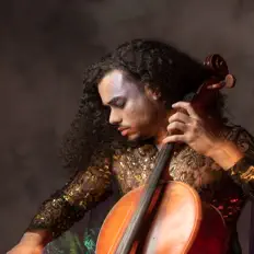 聆聽 Daniel de Jesús、觀看音樂影片、閱讀小傳、查看巡演日期等！