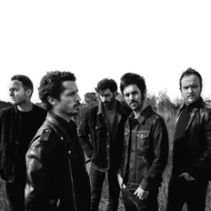 收听 Tirano、观看音乐视频、阅读小传、查看巡演日期等 ！